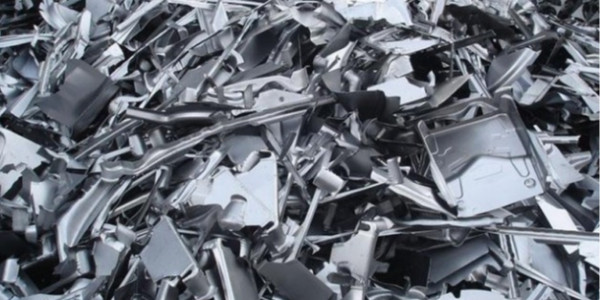 鋁和水可以反應(yīng)生產(chǎn)氫氣嗎？