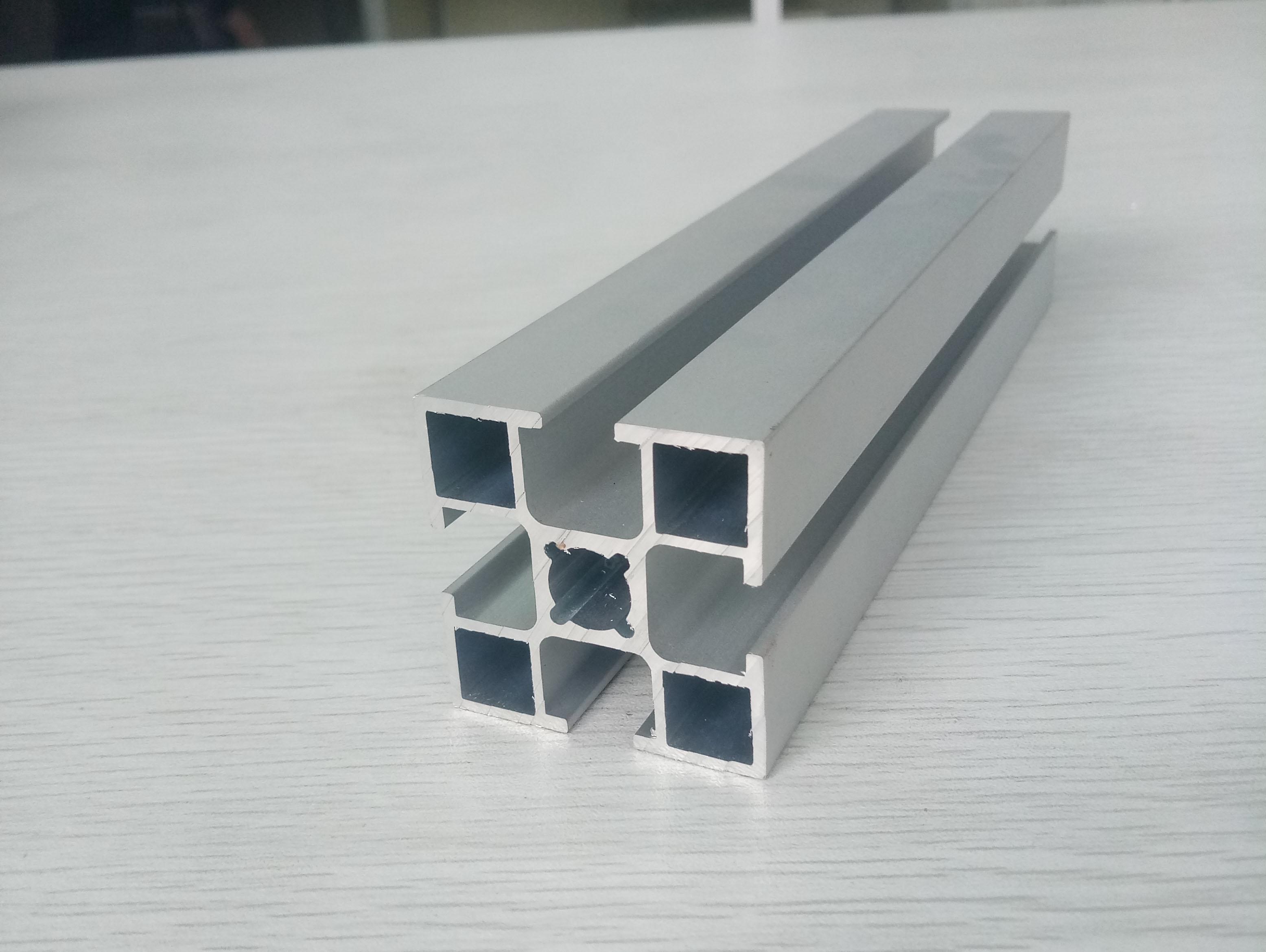 廠家直銷4040國(guó)標(biāo)輕型鋁型材 廠家直銷4040國(guó)標(biāo)輕型鋁型材